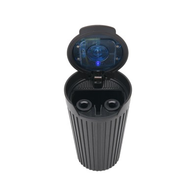 Modern Design Portable LED Car Ashtray with Plastic Bucket Modern Design Portable LED Car Ashtray with Plastic Bucket
